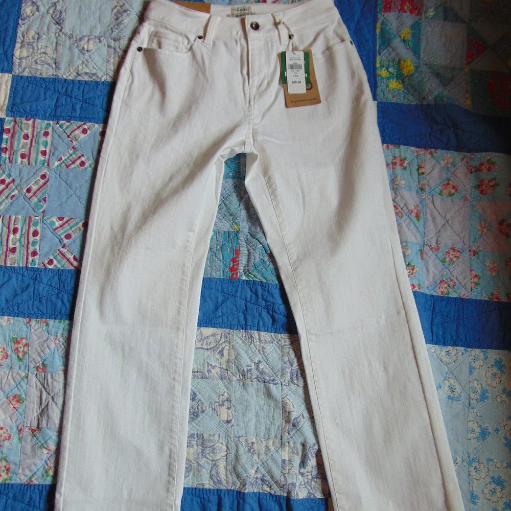 White L. L. Bean Classic Fit Jeans-4 Petite NWT